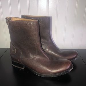 FRYE short brown leather boots